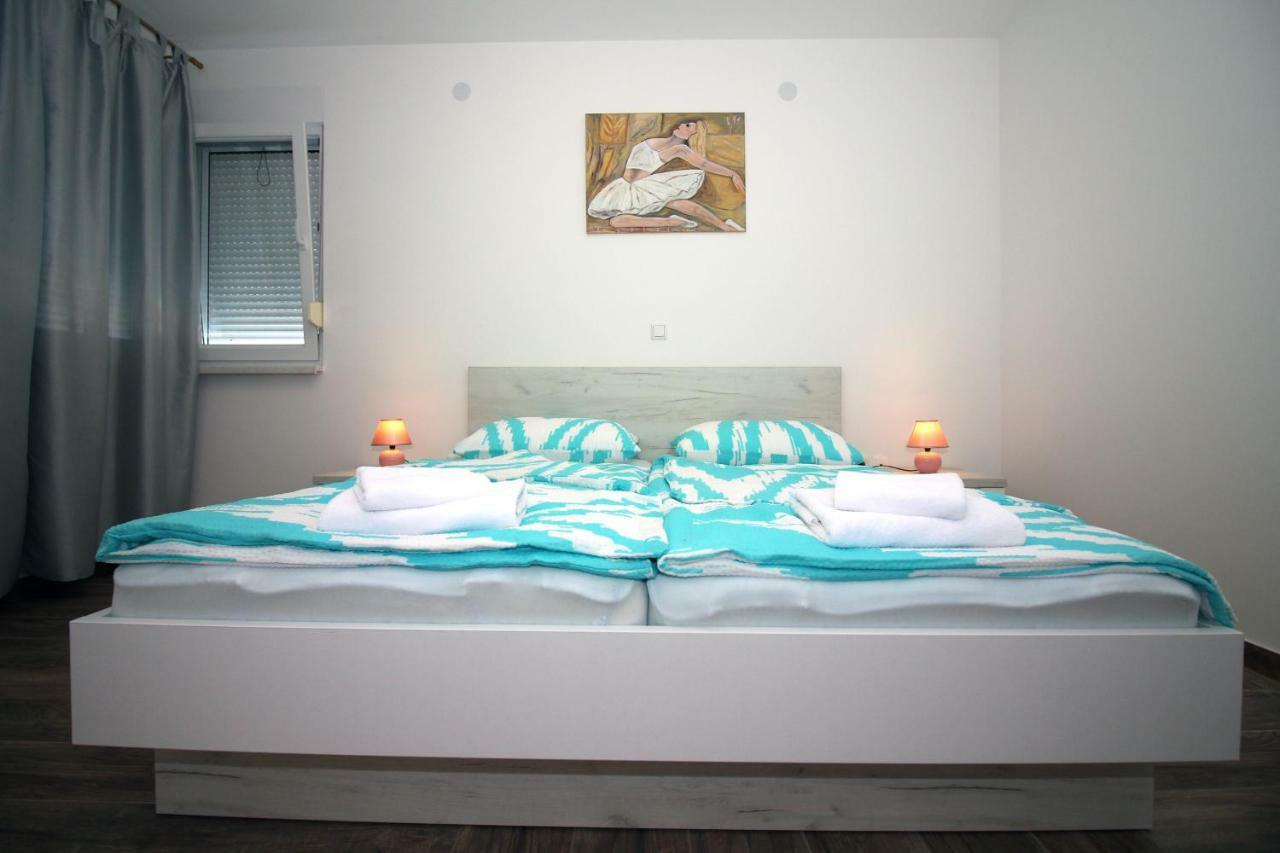 Apartments Lalea Zadar Exterior photo