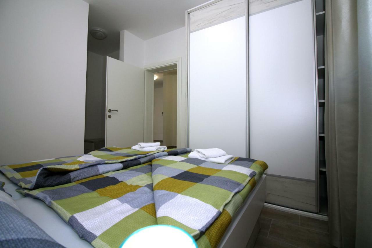 Apartments Lalea Zadar Exterior photo
